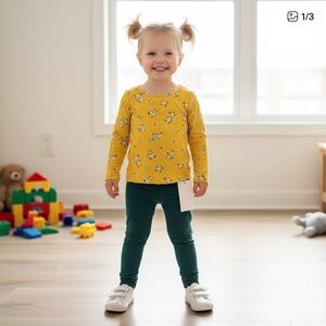 003 SET: Rare Editions Leggings and blouse set size 4T